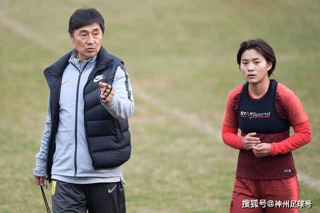 阿森纳与卡拉菲奥里达成协议 博洛尼亚未召其训练